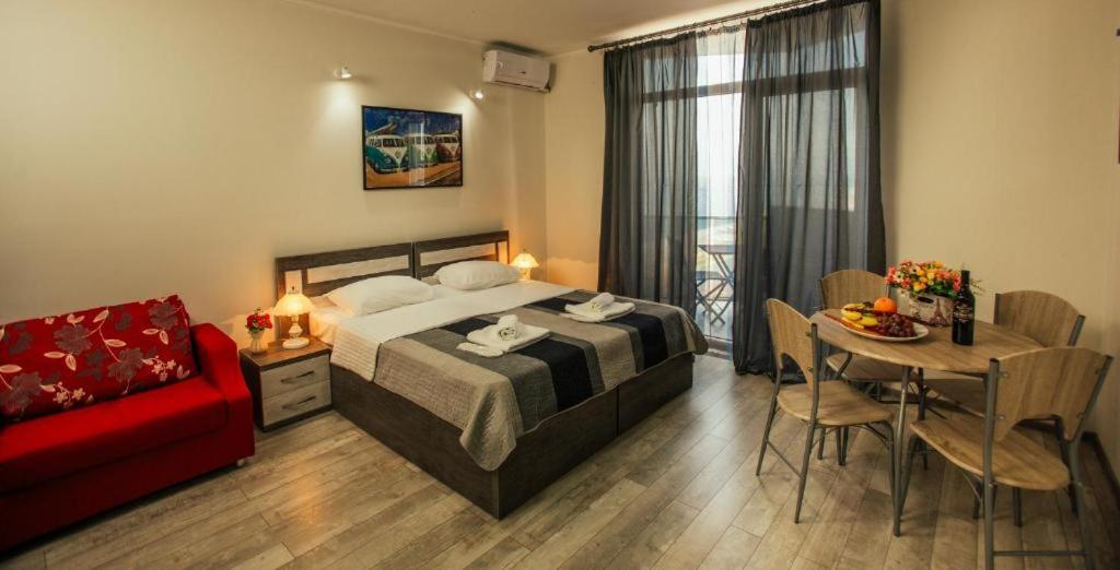 Luxury Apartments Batumi Bagian luar foto