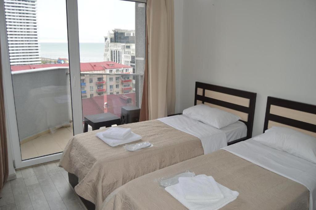 Luxury Apartments Batumi Bagian luar foto